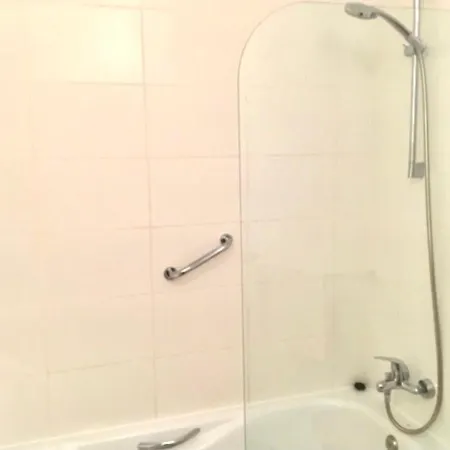 Daire Central Nerja Apartment With Swimming Pool