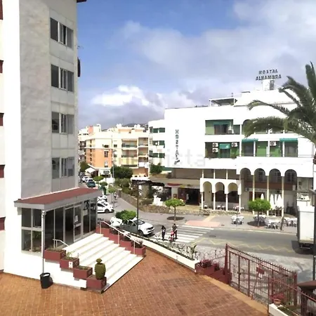 Central Nerja Apartment With Swimming Pool Daire
