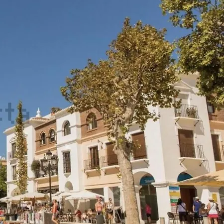 Central Nerja Apartment With Swimming Pool * Nerja